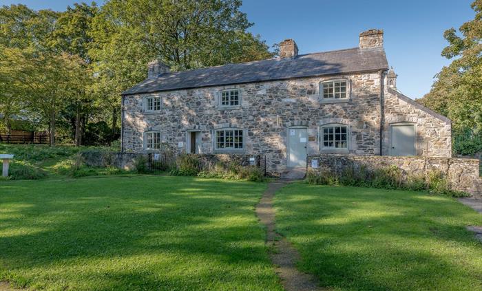 Cwm Llydan